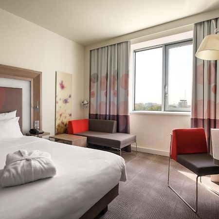 โนโวเทล อัลมาตี ซิตี้เซ็นเตอร์ Hotel ภายนอก รูปภาพ
