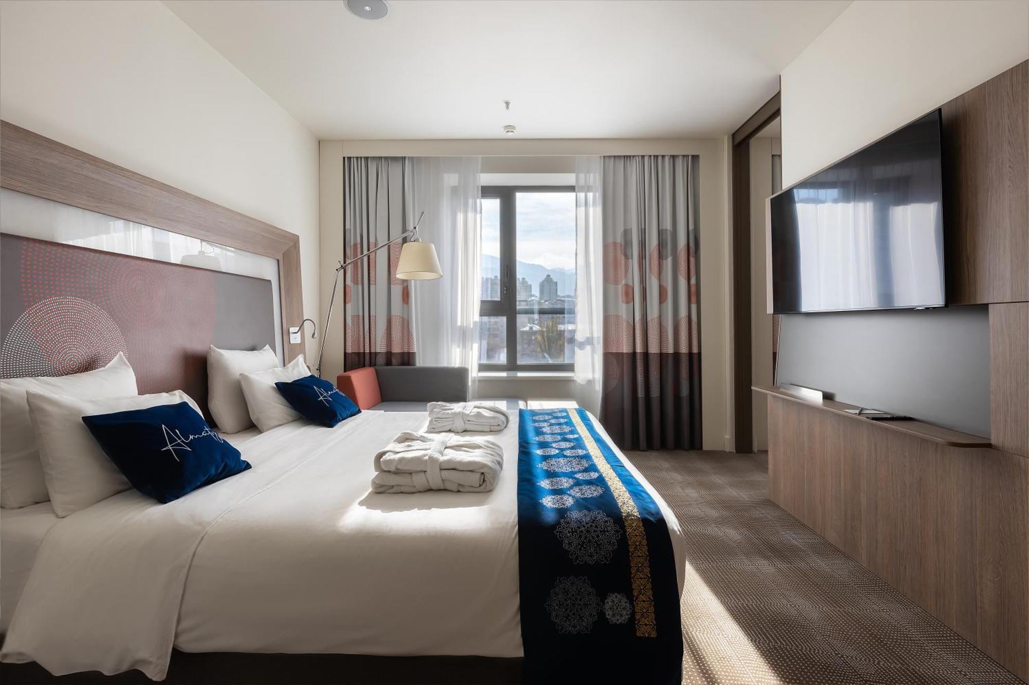 โนโวเทล อัลมาตี ซิตี้เซ็นเตอร์ Hotel ภายนอก รูปภาพ