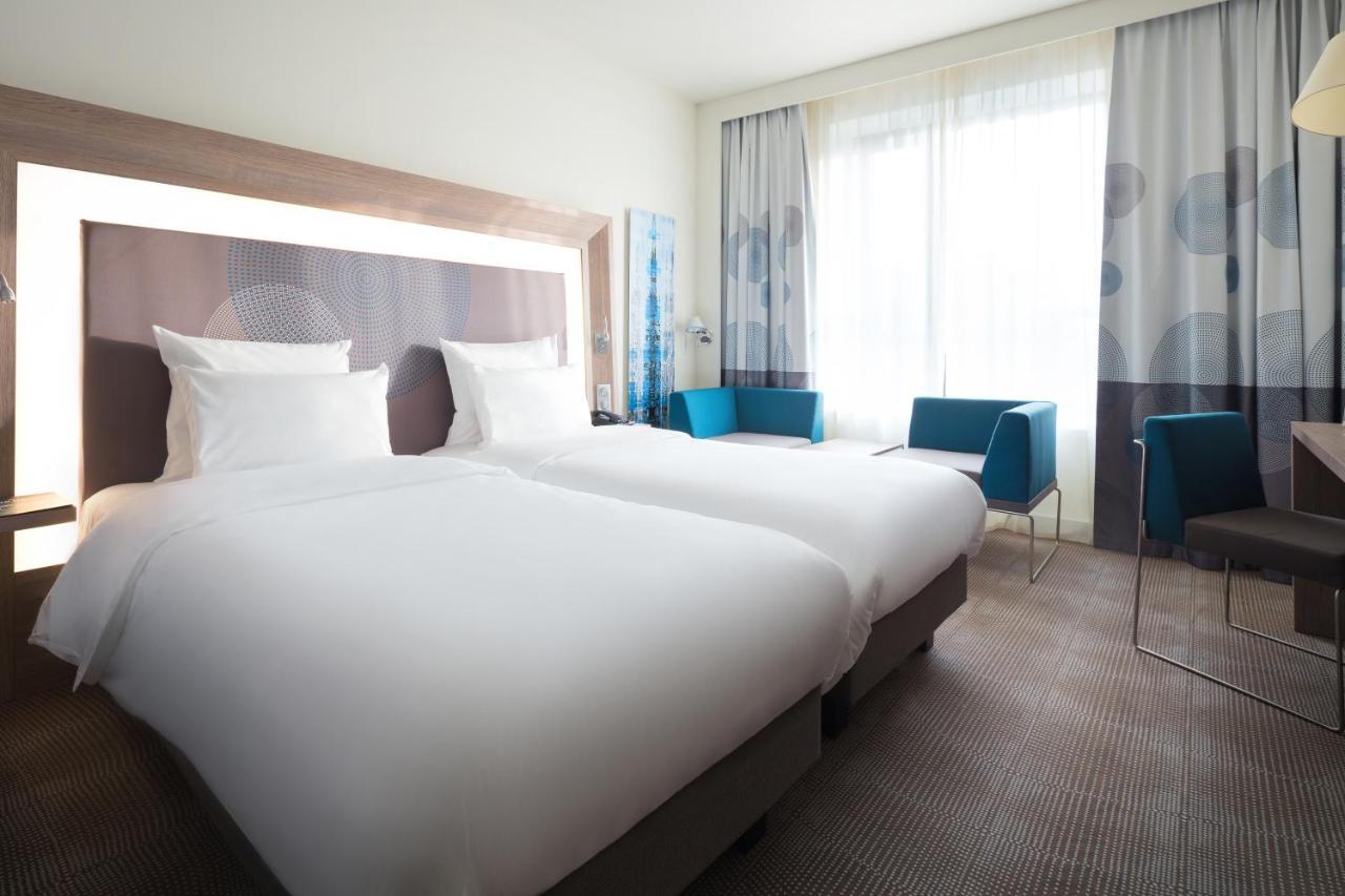 โนโวเทล อัลมาตี ซิตี้เซ็นเตอร์ Hotel ภายนอก รูปภาพ